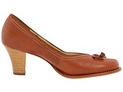 clarks bombay lights pumps